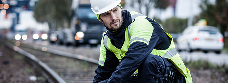 FLAMSKYDDADE VÄSTAR